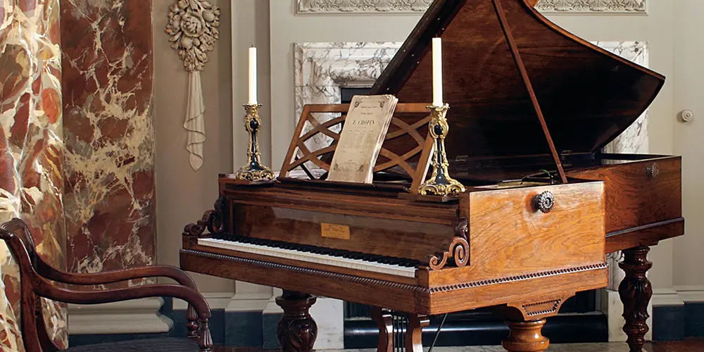 Những Nhà Soạn Nhạc Và Nghệ Sĩ Piano Nổi Tiếng Nhất Đã Sử Dụng Cây Đàn Piano Nào?
