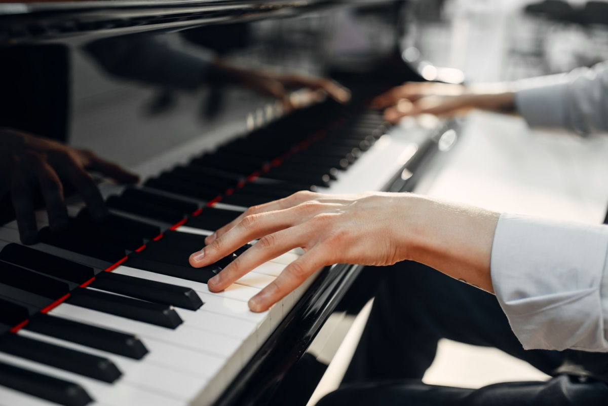 Luyện Chơi Piano Bằng Tai Trở Nên Dễ Dàng Hơn