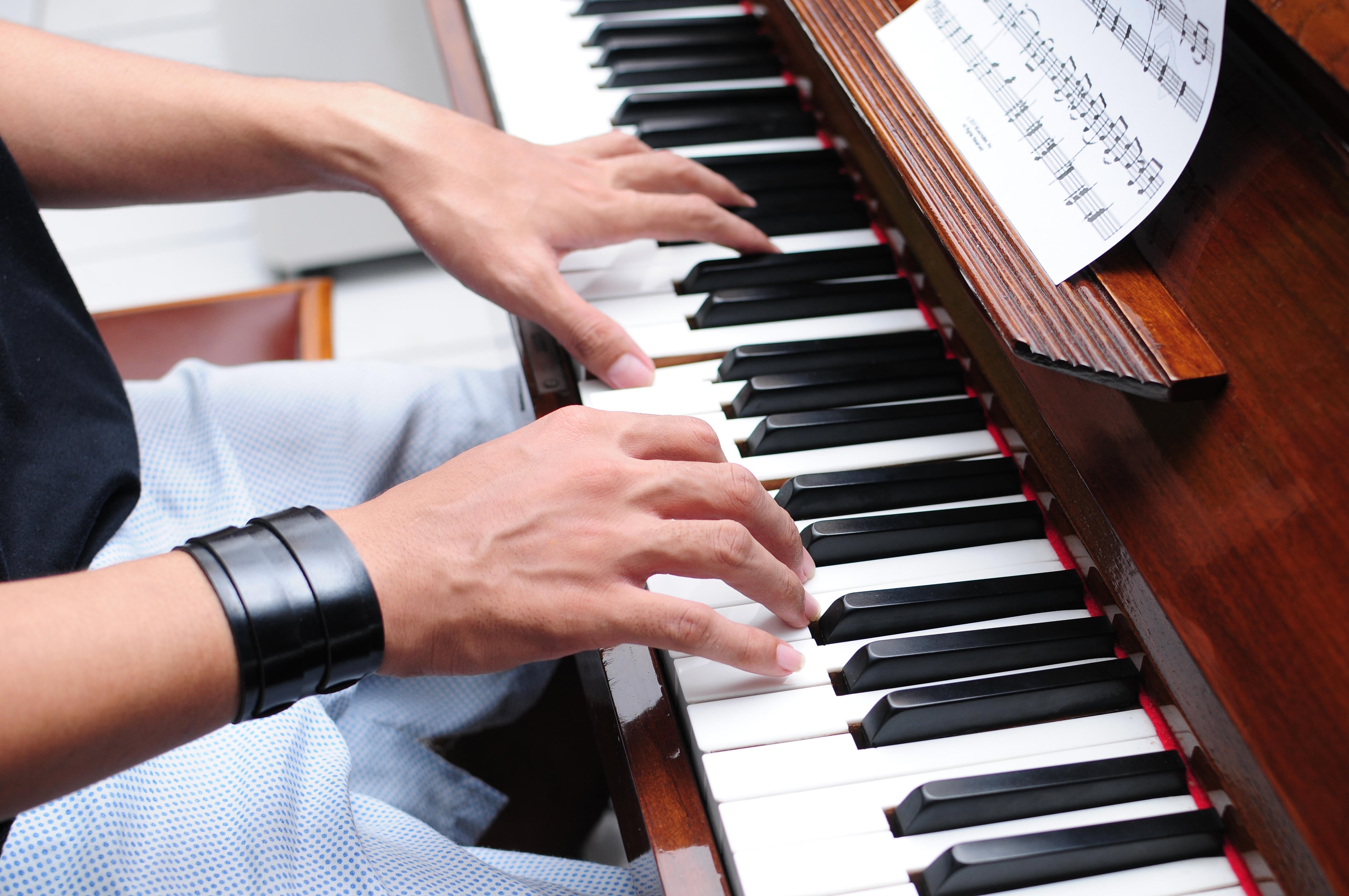 Những Lời Khuyên Hàng Đầu Để Chọn Được Khóa Học Piano Phù Hợp