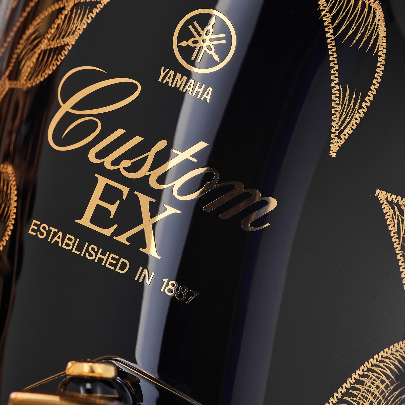 So Sánh Dòng Tenor Saxophone Custom Của Yamaha