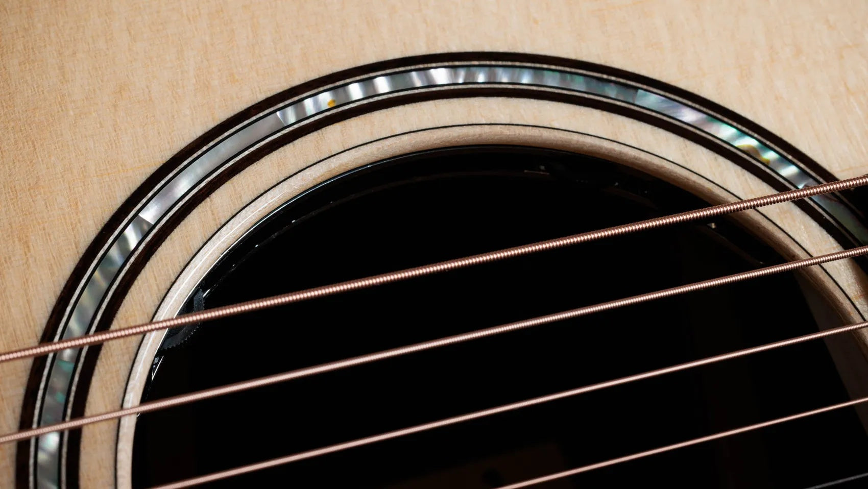 Đàn Guitar Acoustic Taylor Next Generation 812ce - Natural