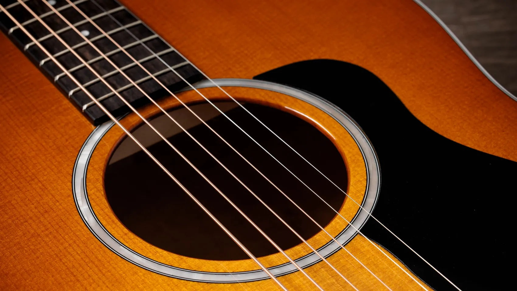 Đàn Guitar Acoustic Taylor 217e Plus Special Edition - Honeyburst