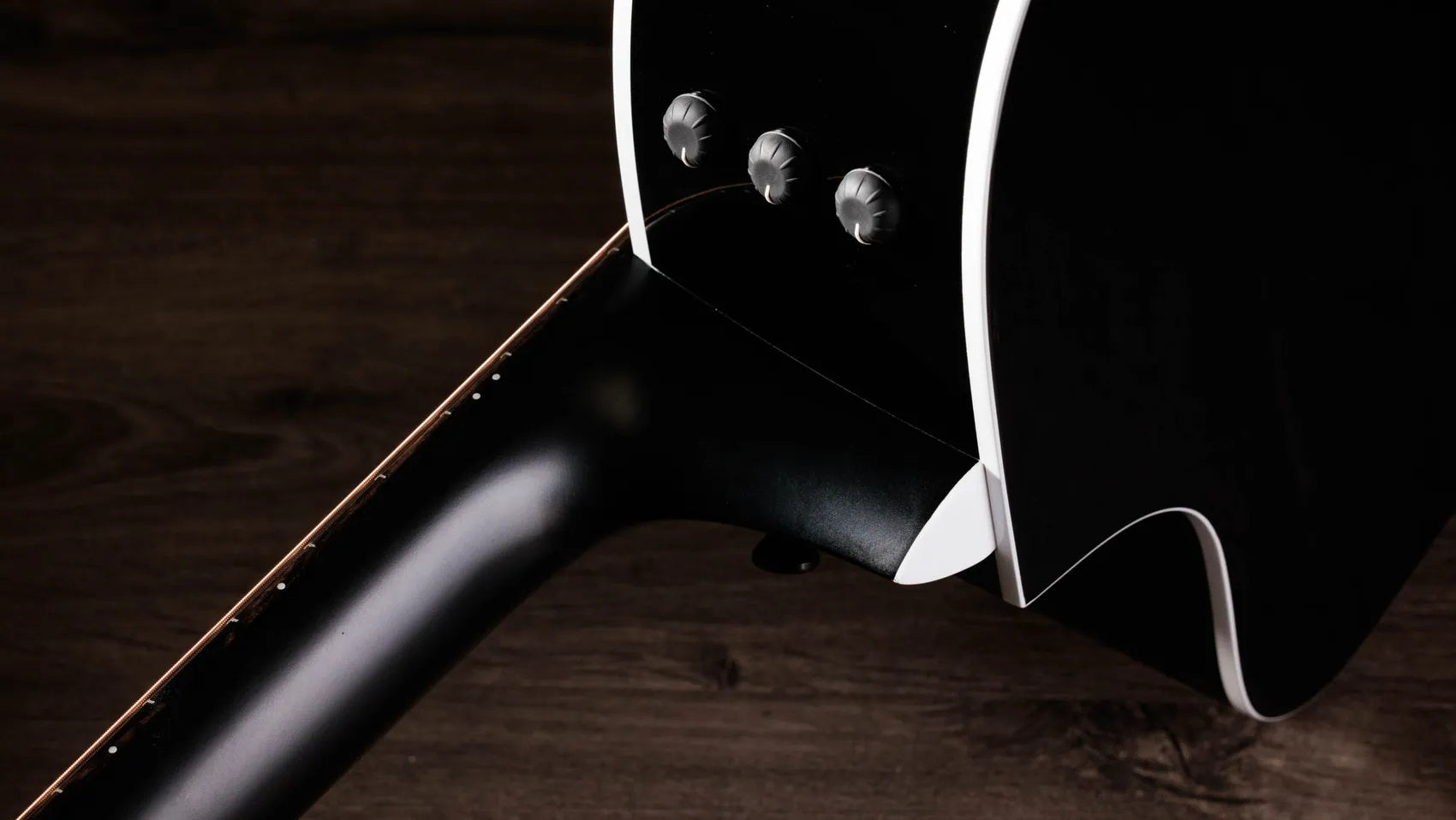 Đàn Guitar Acoustic Taylor 214ce Plus Special Edition-Mai Nguyên Music