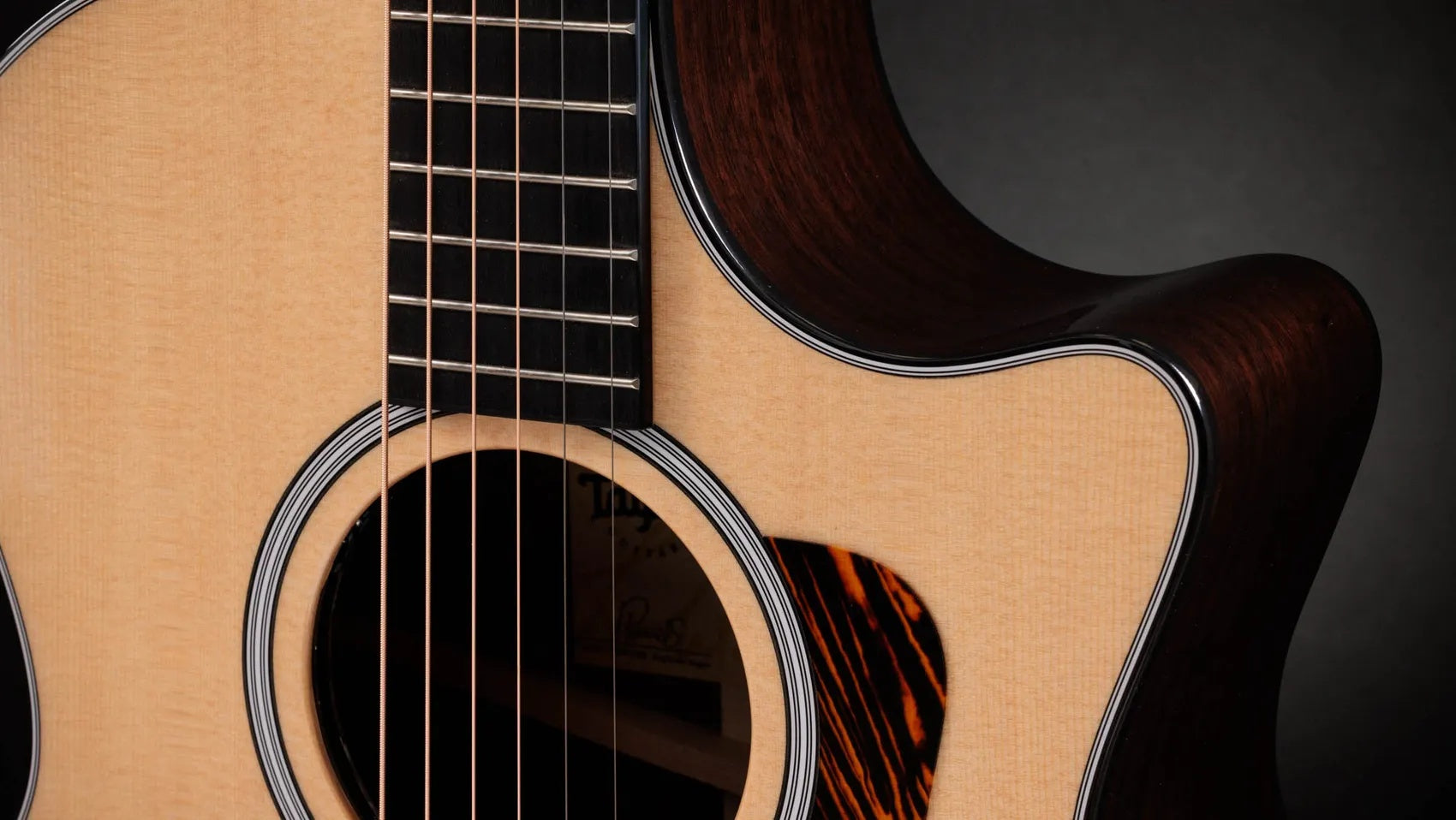 Đàn Guitar Acoustic Taylor Next Generation 414ce - Natural