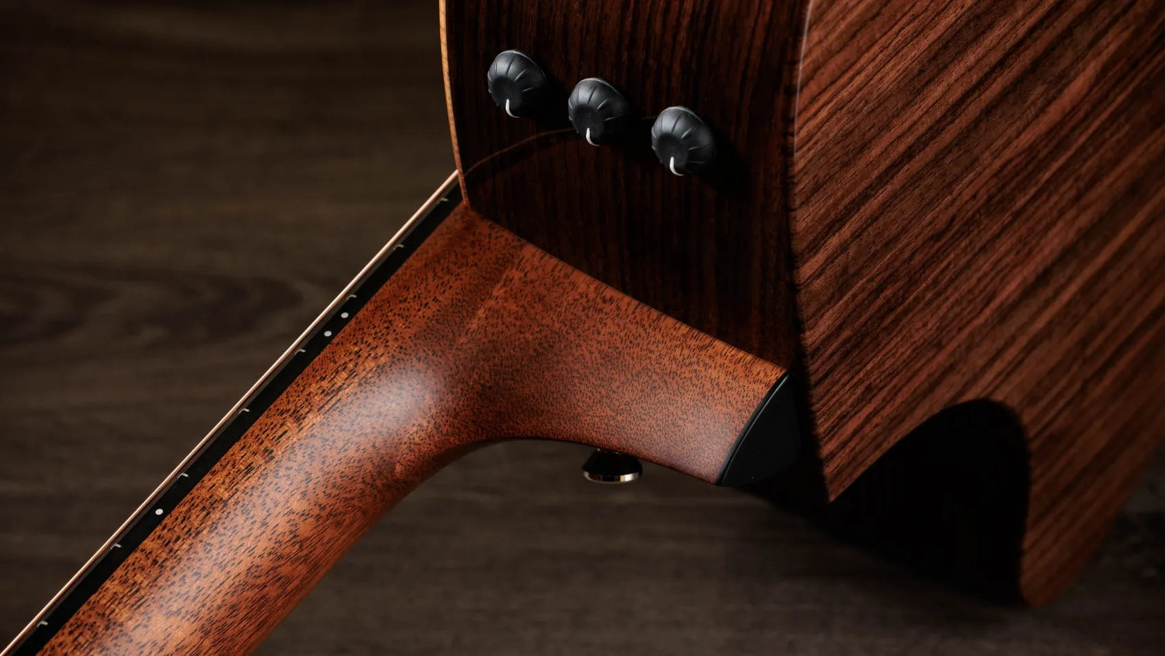 Đàn Guitar Acoustic Taylor 414ce Studio