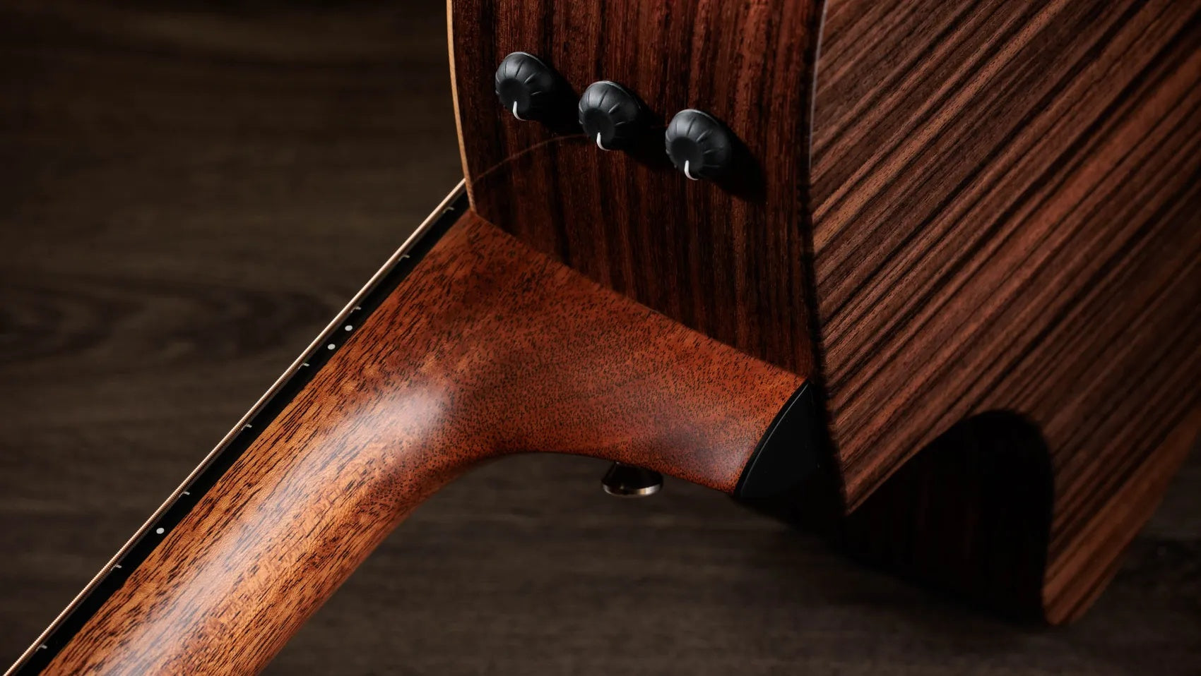 Đàn Guitar Acoustic Taylor 414ce Studio
