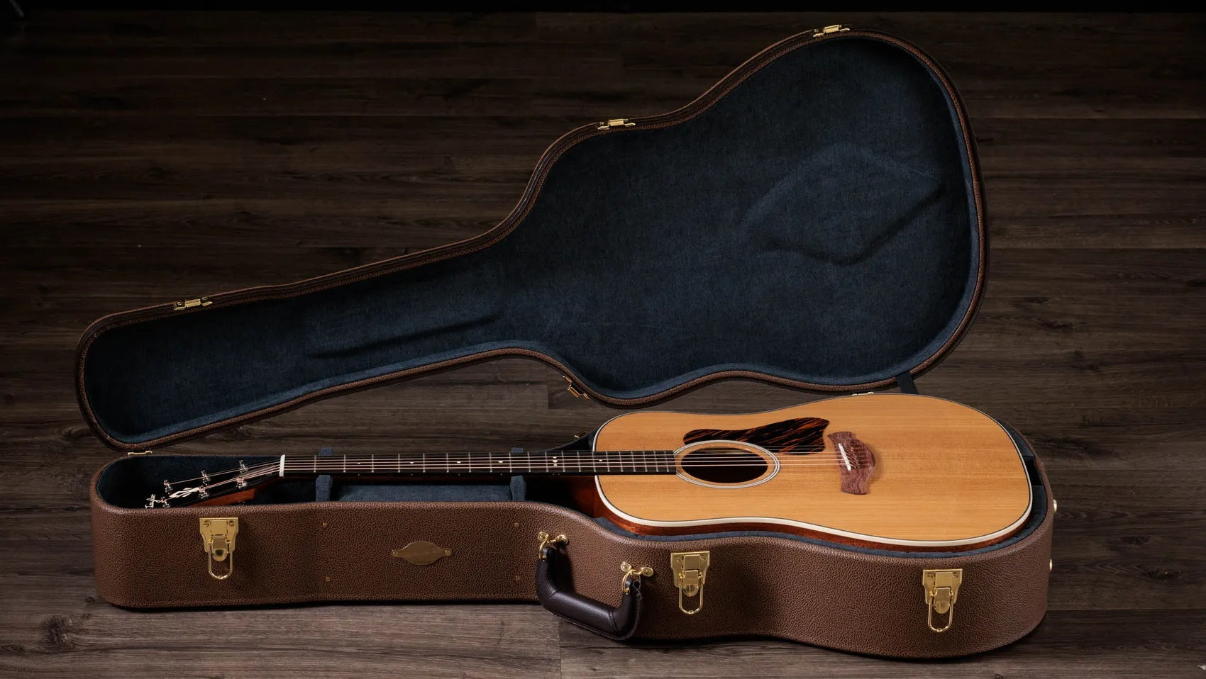 Đàn Guitar Acoustic Taylor Gold Label 510e - Natural