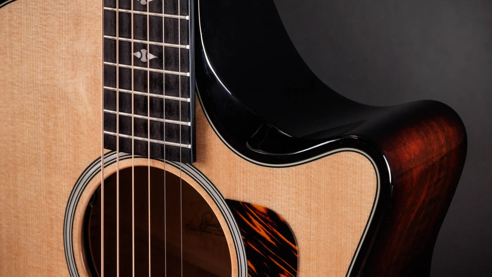 Đàn Guitar Acoustic Taylor Next Generation Builder's Edition 514ce-Mai Nguyên Music