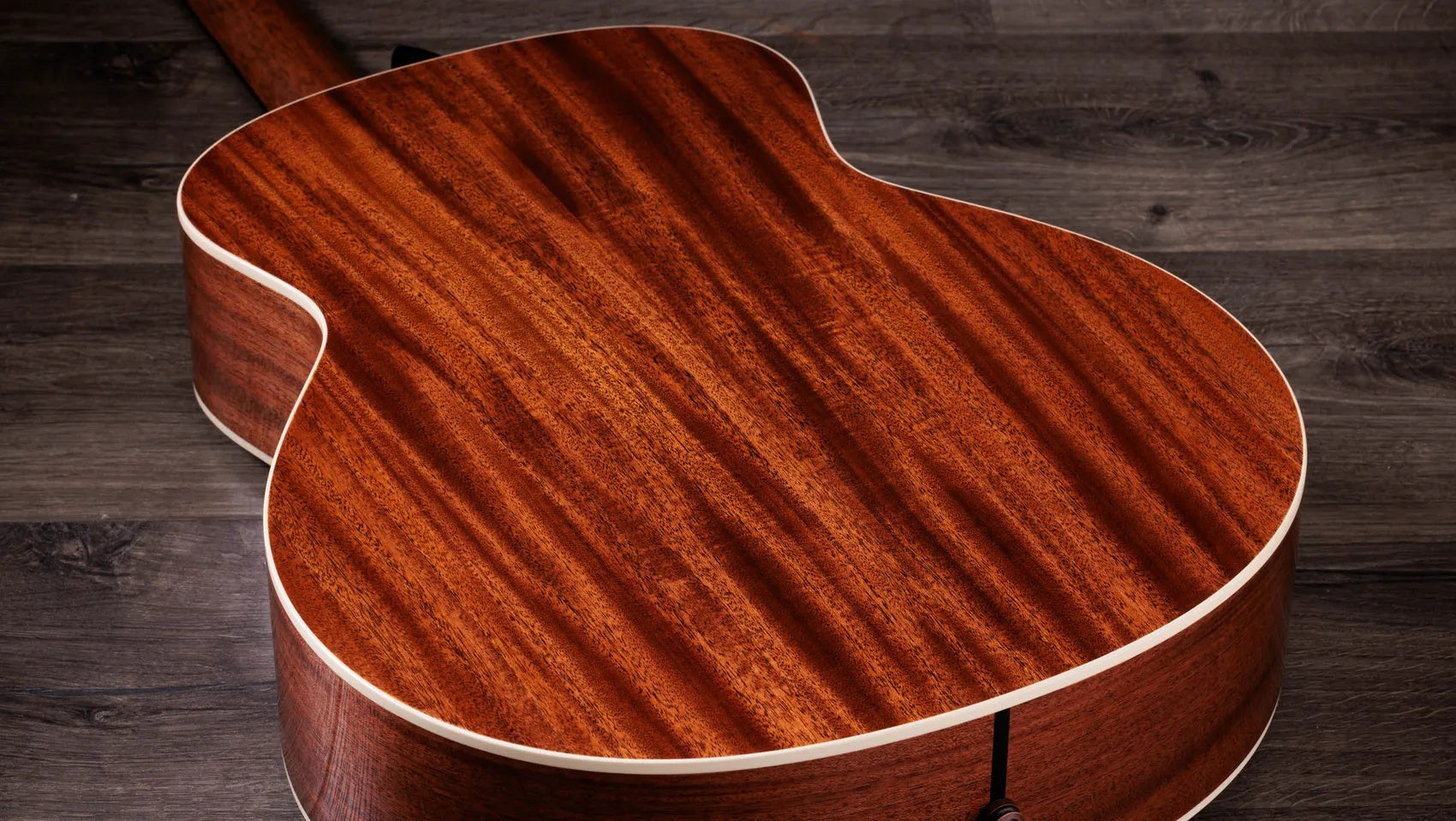 Đàn Guitar Acoustic Taylor Gold Label 514e