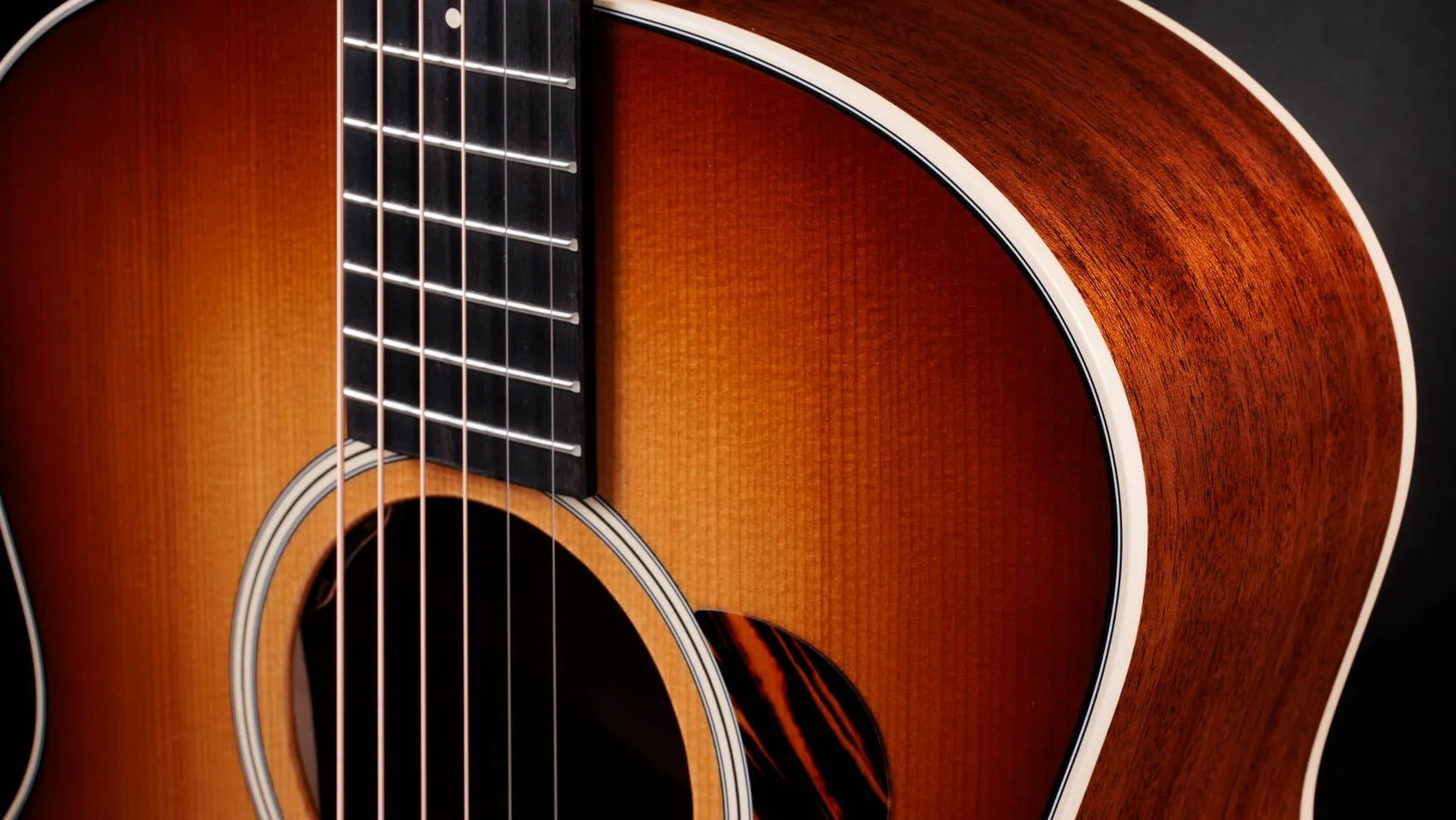 Đàn Guitar Acoustic Taylor Gold Label 514e