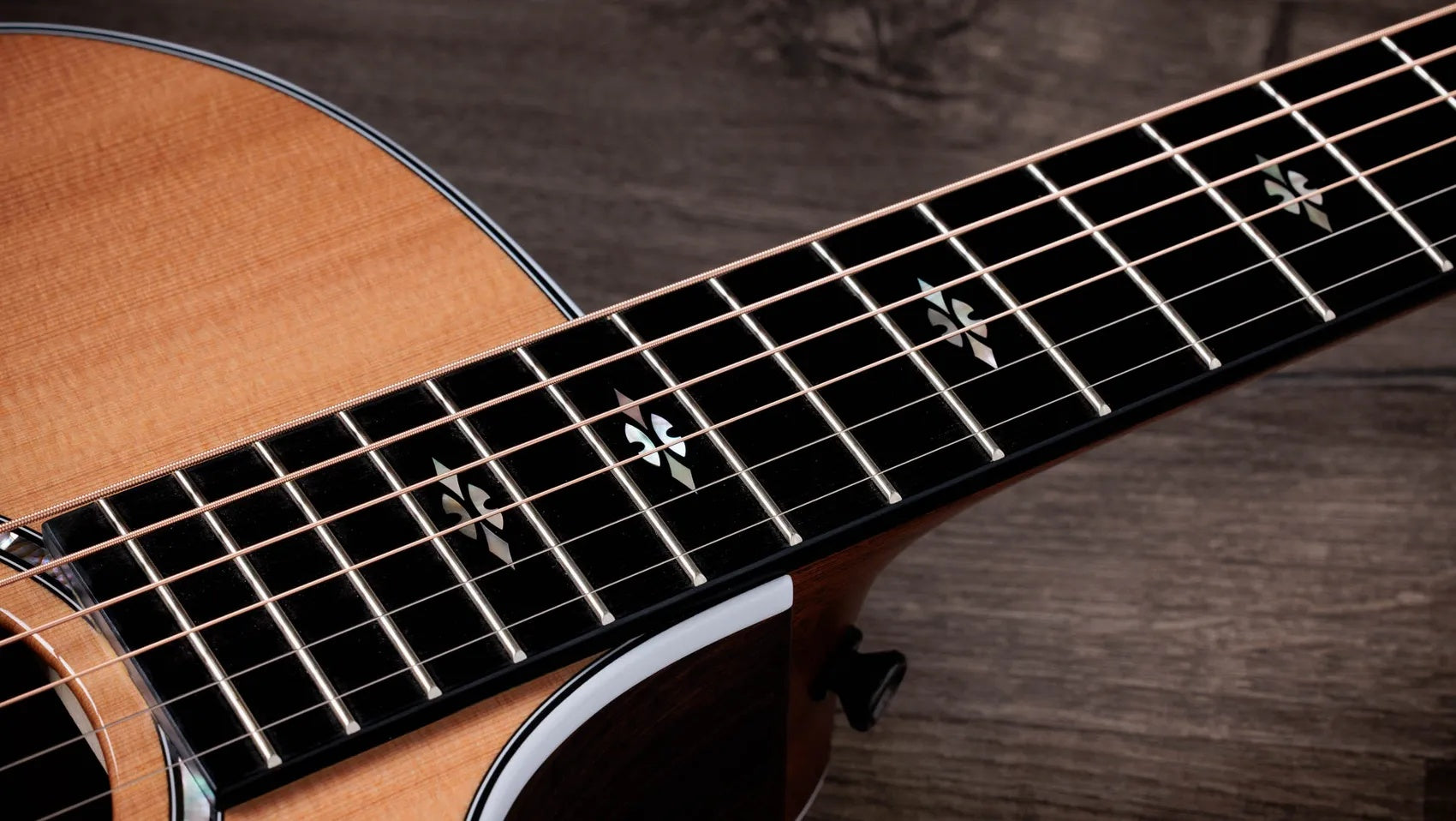 Đàn Guitar Acoustic Taylor Next Generation 714ce - Natural