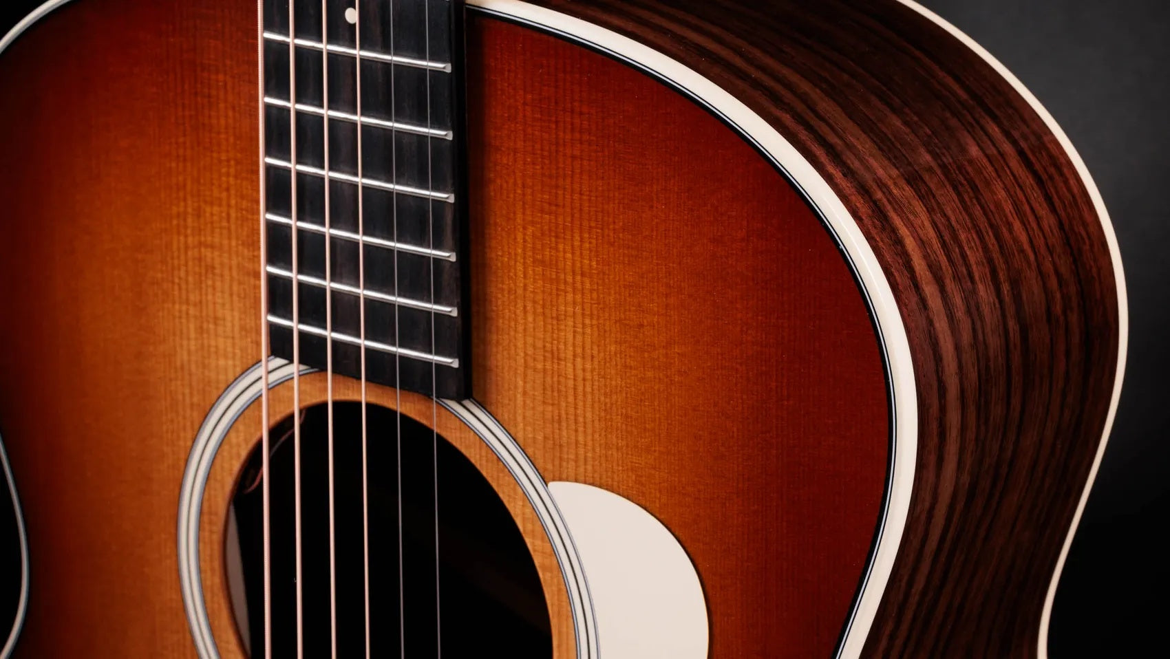 Đàn Guitar Acoustic Taylor Gold Label 714e