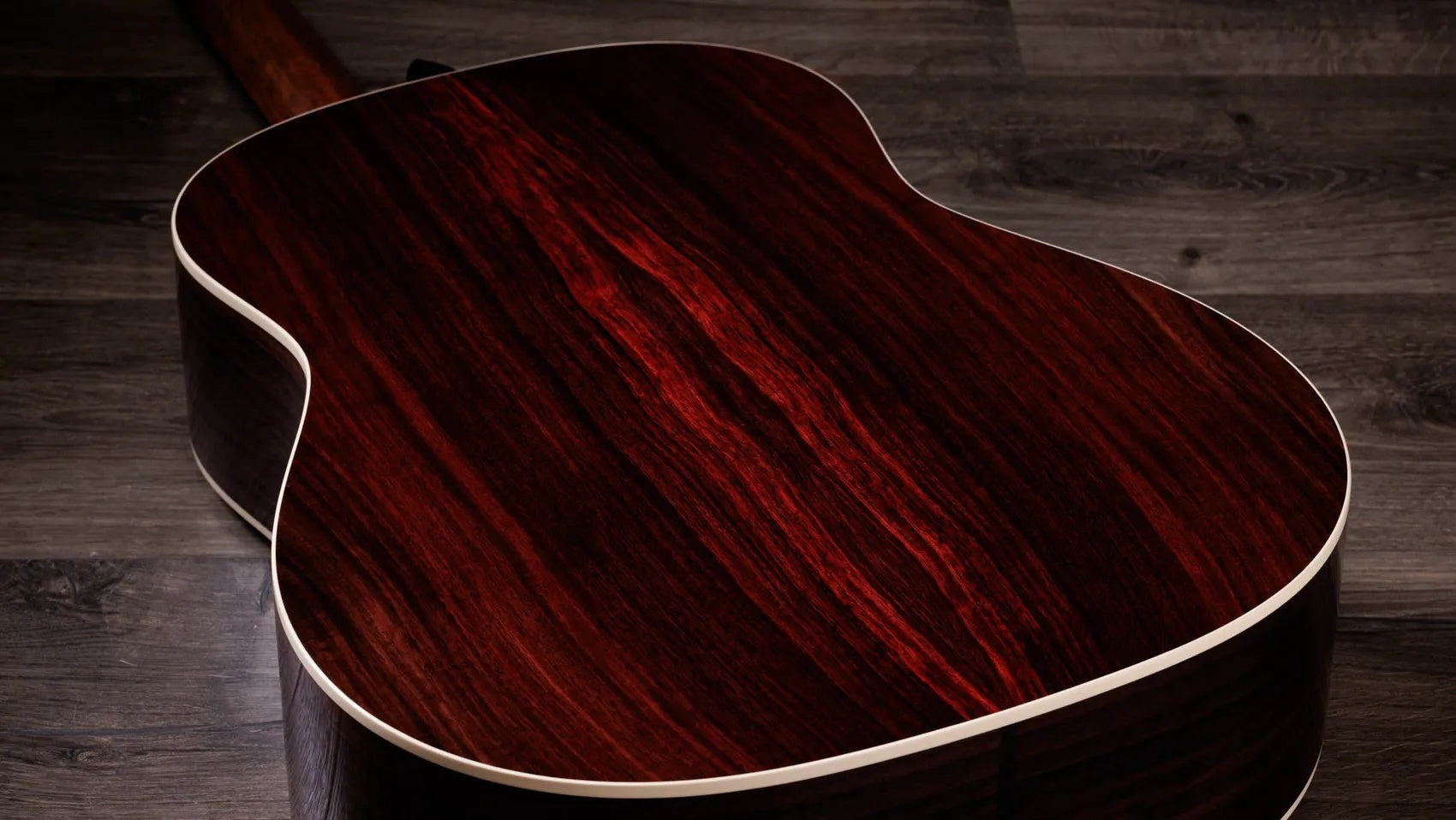 Đàn Guitar Acoustic Taylor Gold Label 717e