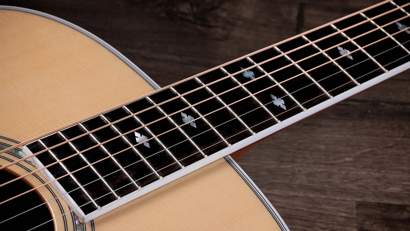 Đàn Guitar Acoustic Taylor 810e Legacy - Natural