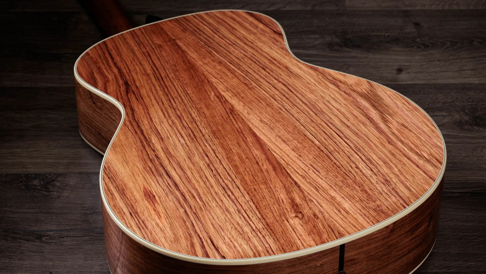 Đàn Guitar Acoustic Taylor Gold Label 814e