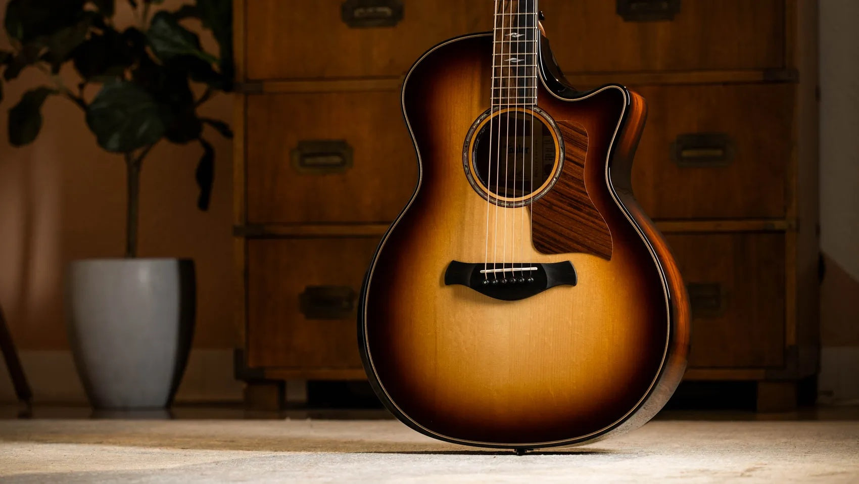 Đàn Guitar Acoustic Taylor Next Generation Builder's Edition 814ce Adirondack Spruce/Honduran Rosewood - Shaded Edgeburst