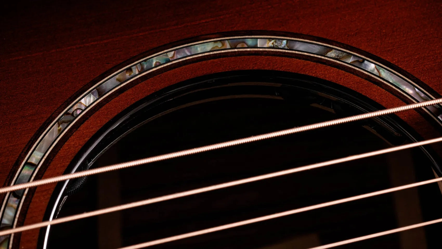 Đàn Guitar Acoustic Taylor Next Generation Builder's Edition 814ce Sinker Redwood/Honduran Rosewood - Shaded Edgeburst
