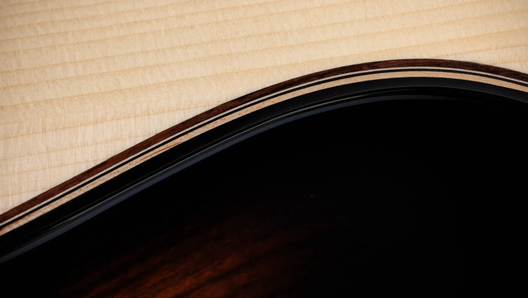 Đàn Guitar Acoustic Taylor Next Generation Builder's Edition 814ce Adirondack Spruce/Rosewood - Natural Kona Edgeburst