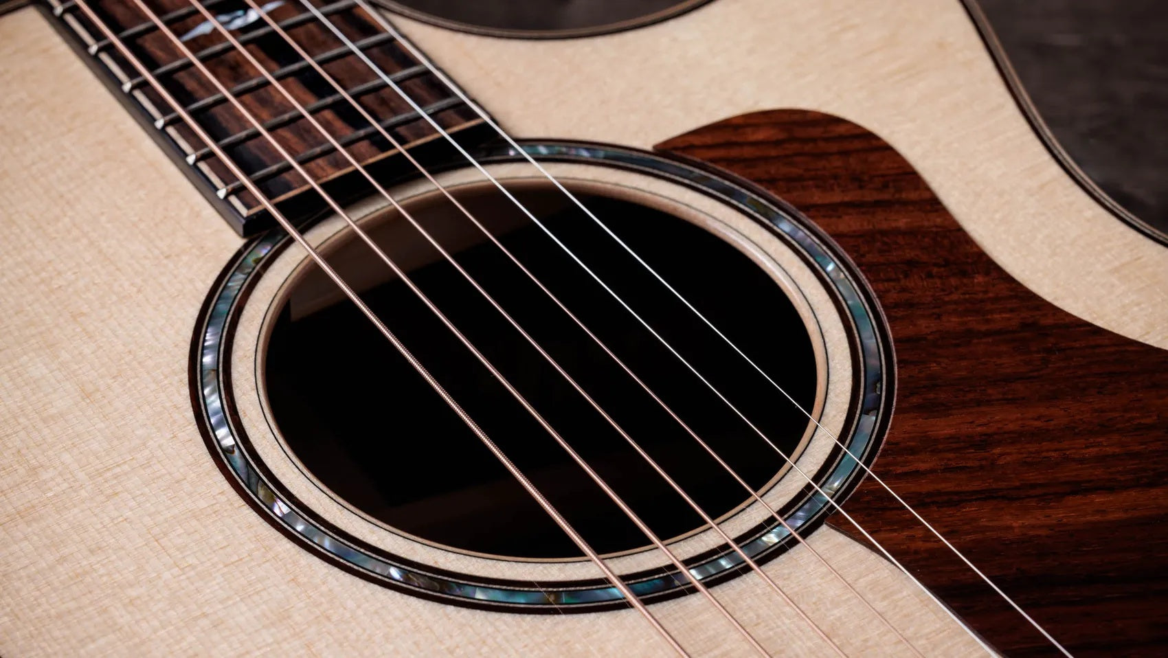 Đàn Guitar Acoustic Taylor Next Generation 814ce - Natural