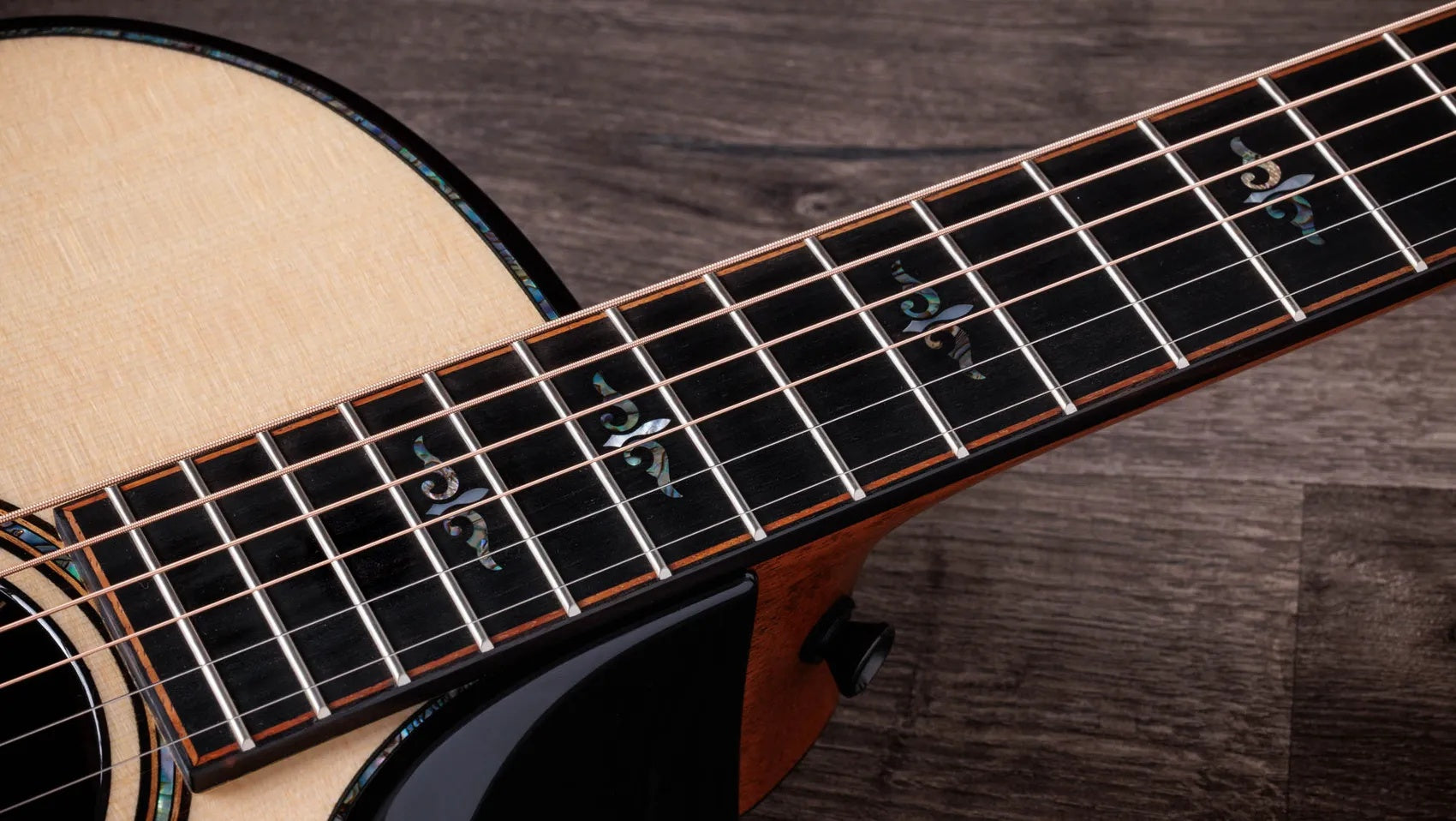 Đàn Guitar Acoustic Taylor Next Generation Builder's Edition 914ce - Natural