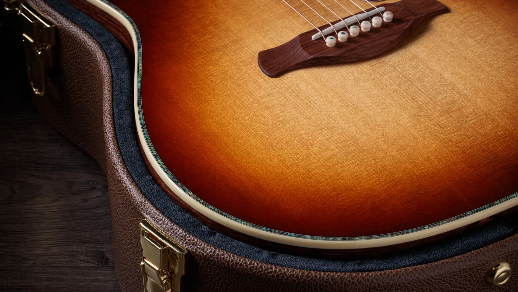 Đàn Guitar Acoustic Taylor Gold Label 917e