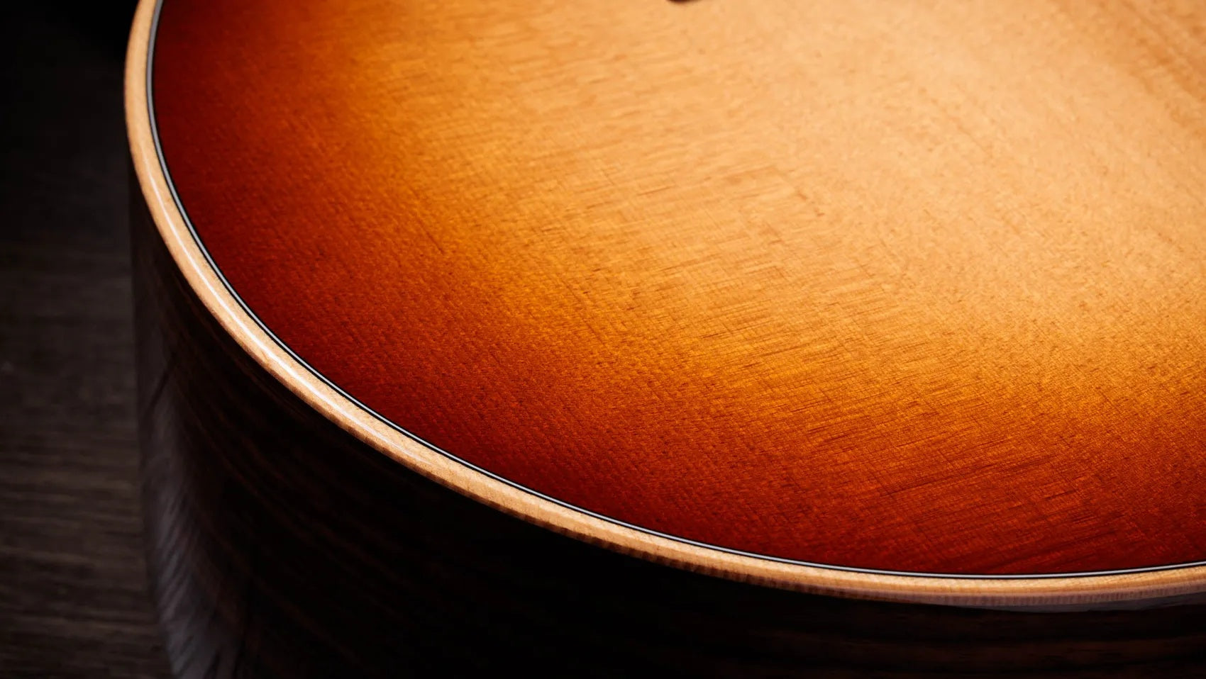 Đàn Guitar Acoustic Taylor Sunset Blvd 414ce Studio - Sunset Edgeburst-Mai Nguyên Music