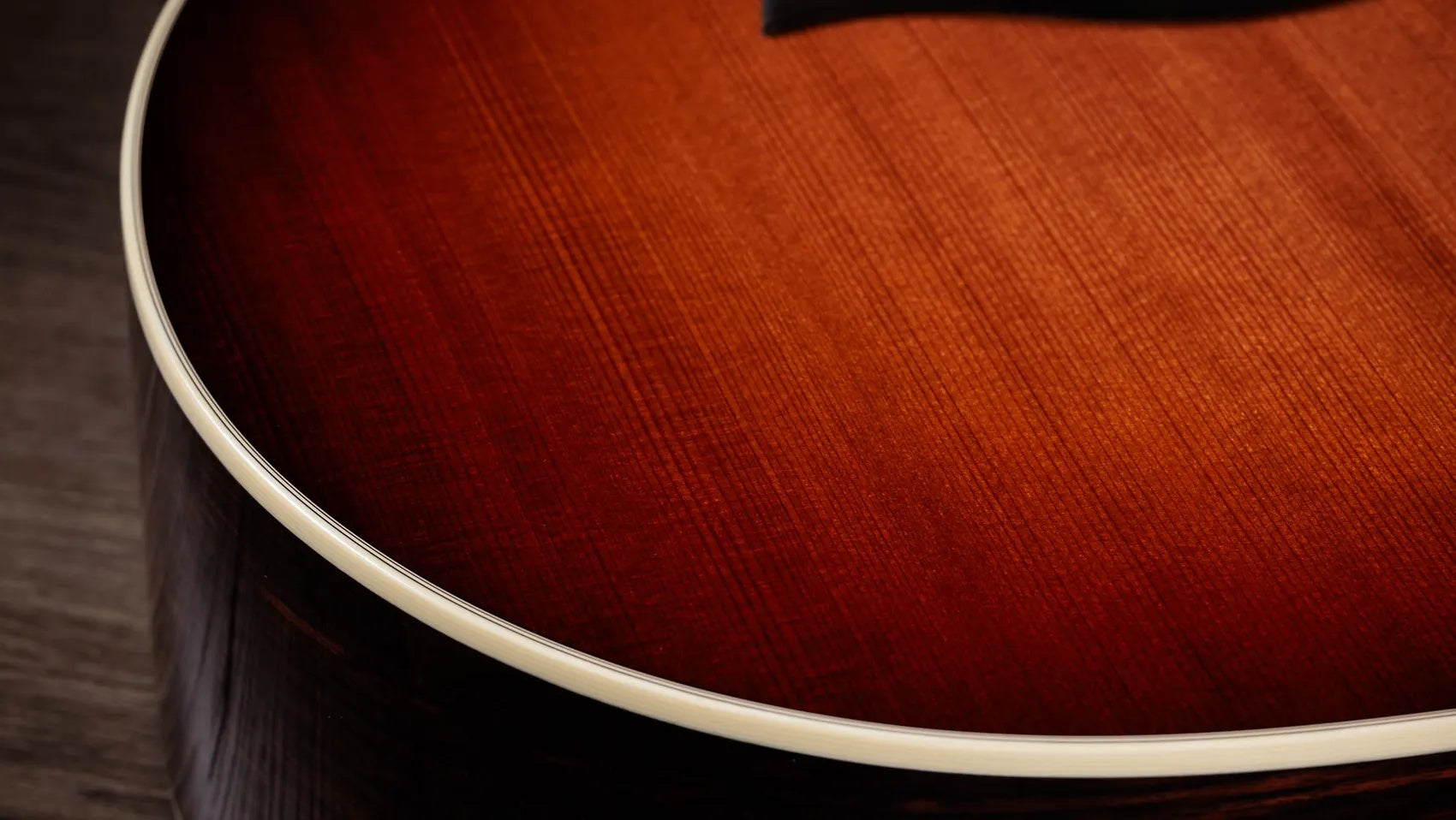 Đàn Guitar Acoustic Taylor Sunset Blvd 714ce - Sunset Edgeburst-Mai Nguyên Music