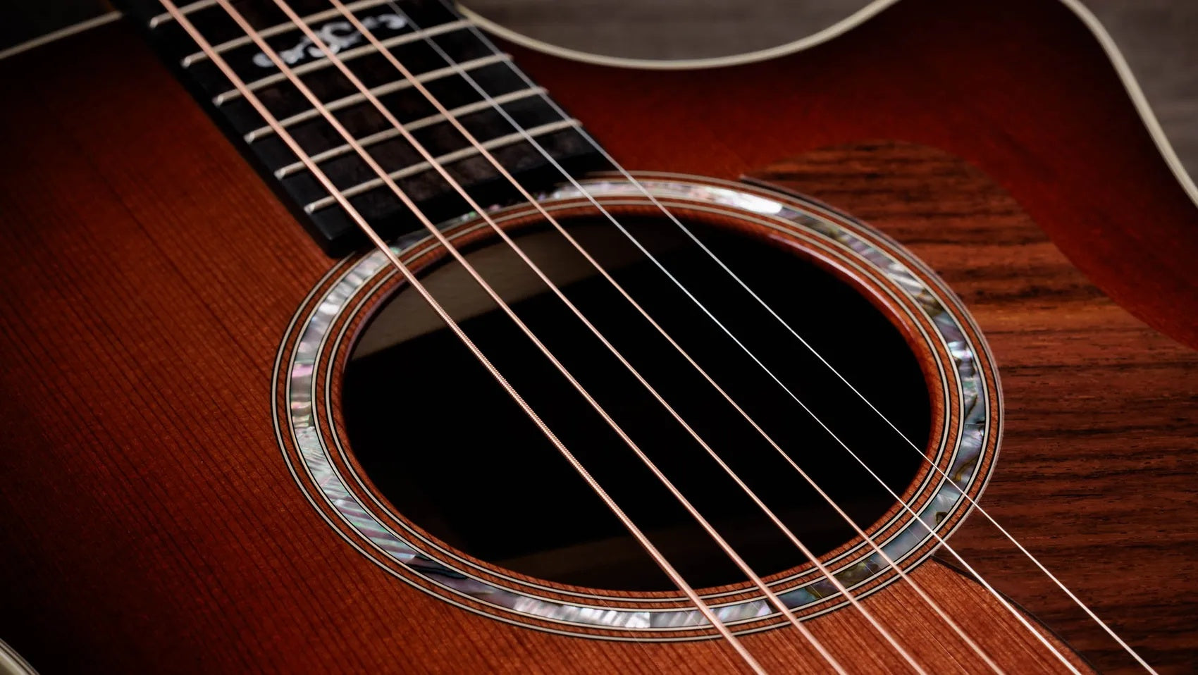 Đàn Guitar Acoustic Taylor Sunset Blvd 714ce - Sunset Edgeburst-Mai Nguyên Music