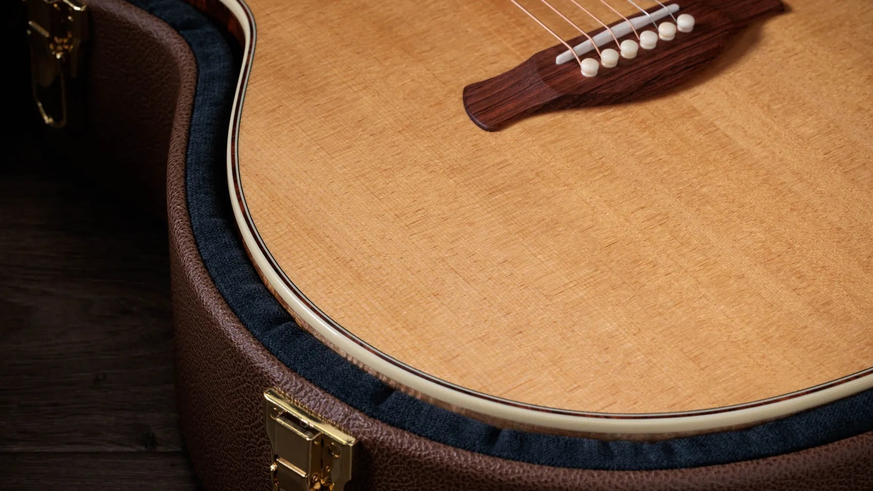 Đàn Guitar Acoustic Taylor Gold Label K14e