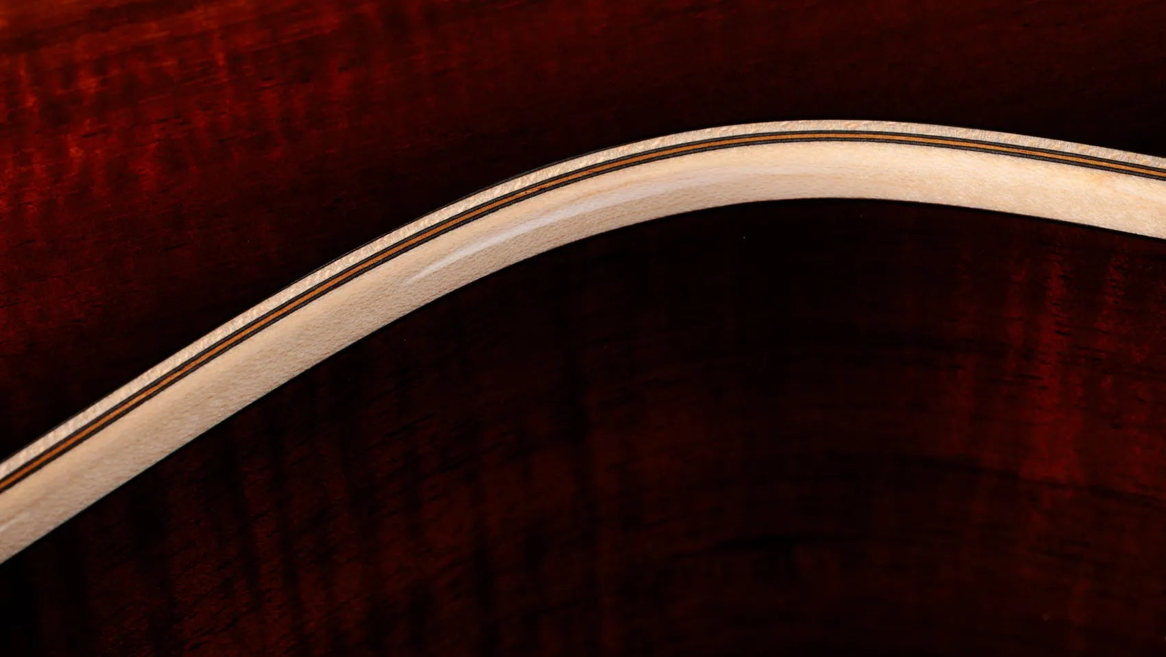 Đàn Guitar Acoustic Taylor Next Generation K24ce - Shaded Edgeburst