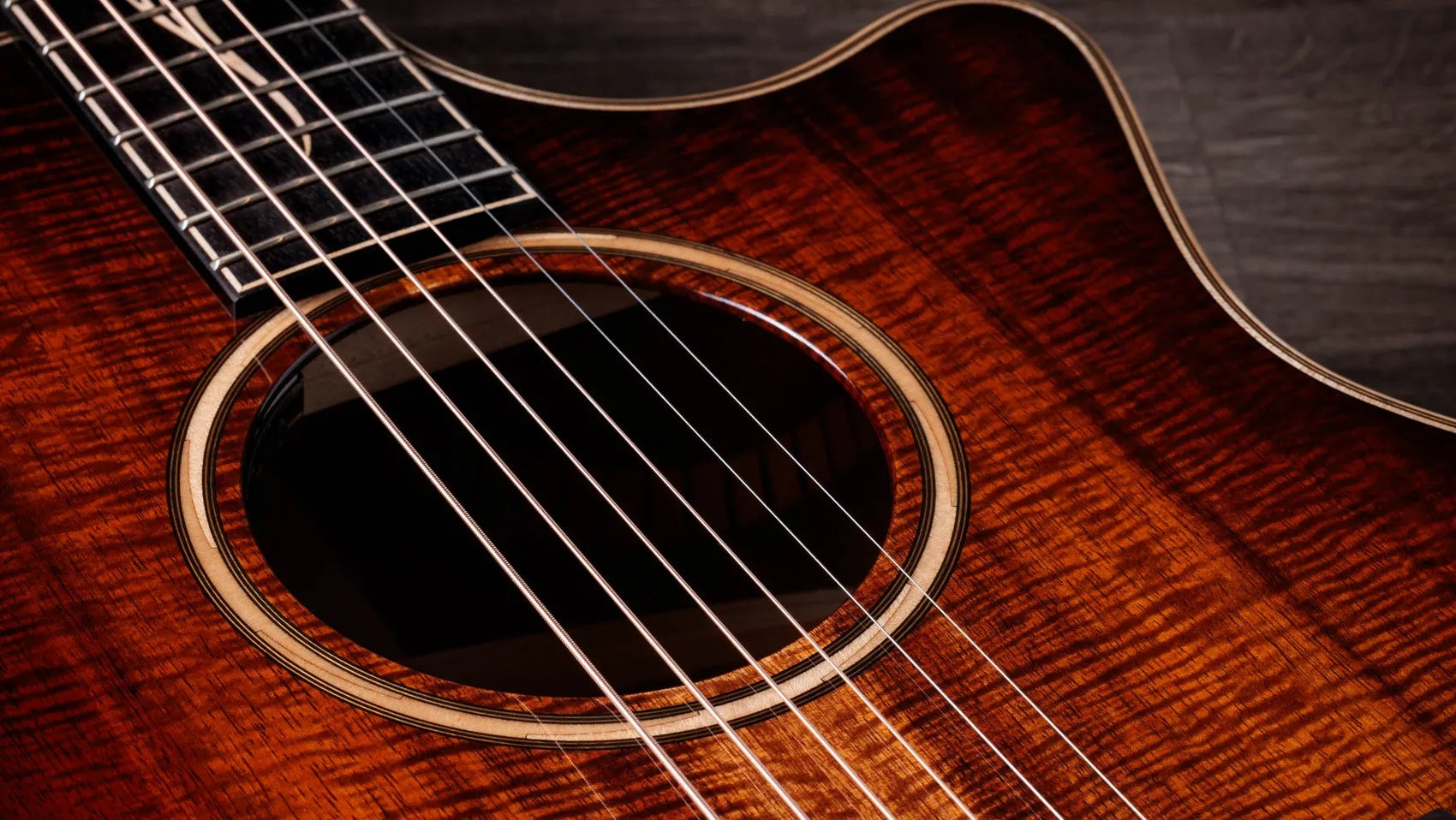 Đàn Guitar Acoustic Taylor Next Generation K24ce - Shaded Edgeburst