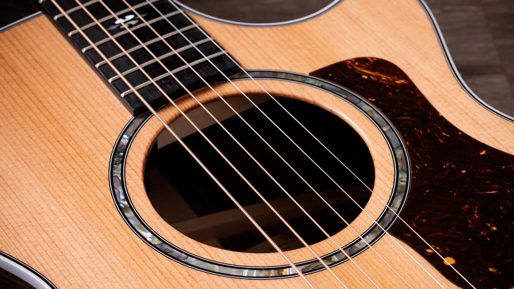 Đàn Guitar Acoustic Taylor Next Generation 712ce - Natural