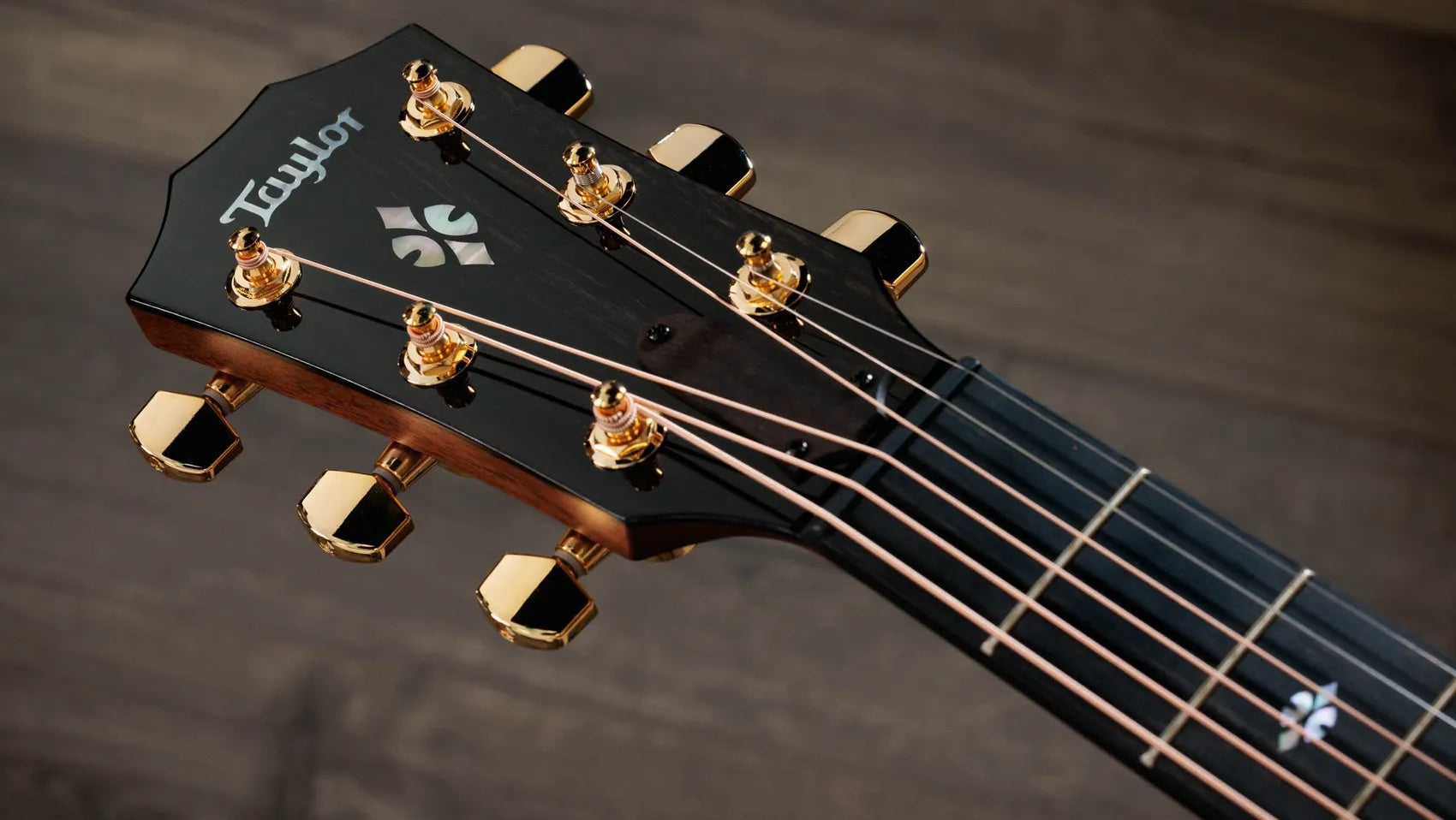 Đàn Guitar Acoustic Taylor Next Generation 712ce - Natural