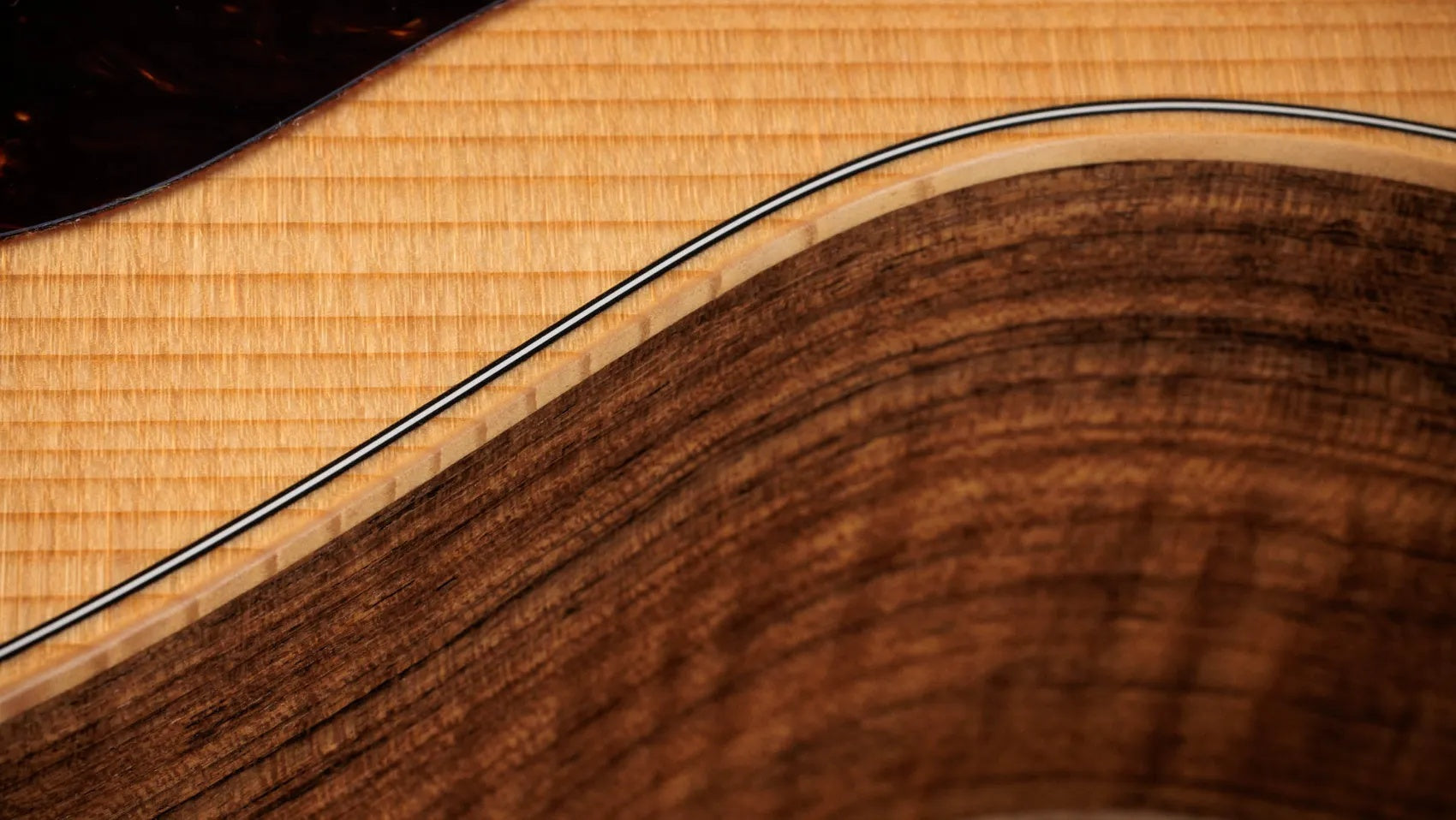 Đàn Guitar Acoustic Taylor GS Mini-e Sunset Blvd Figured Ovangkol - Natural