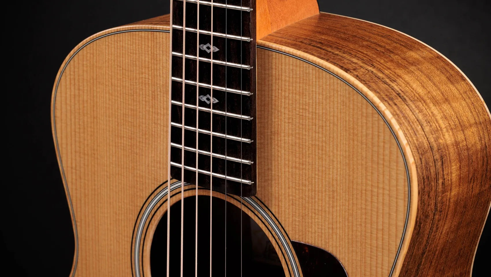 Đàn Guitar Acoustic Taylor GS Mini-e Sunset Blvd Figured Ovangkol - Natural