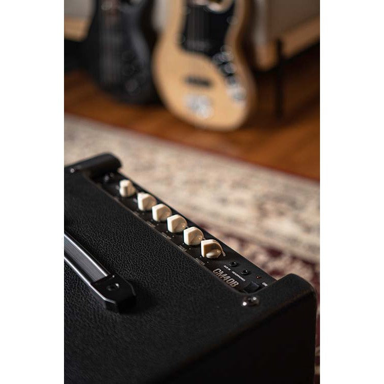 Amplifier Guitar Bass Cort CM40B 40-Watts-Mai Nguyên Music