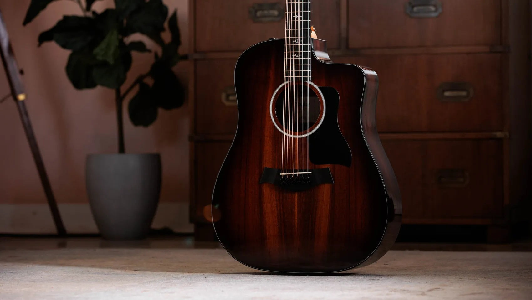 Đàn Guitar Acoustic 12-dây Taylor 260ce-K DLX Doce Doble - Shaded Edgeburst-Mai Nguyên Music