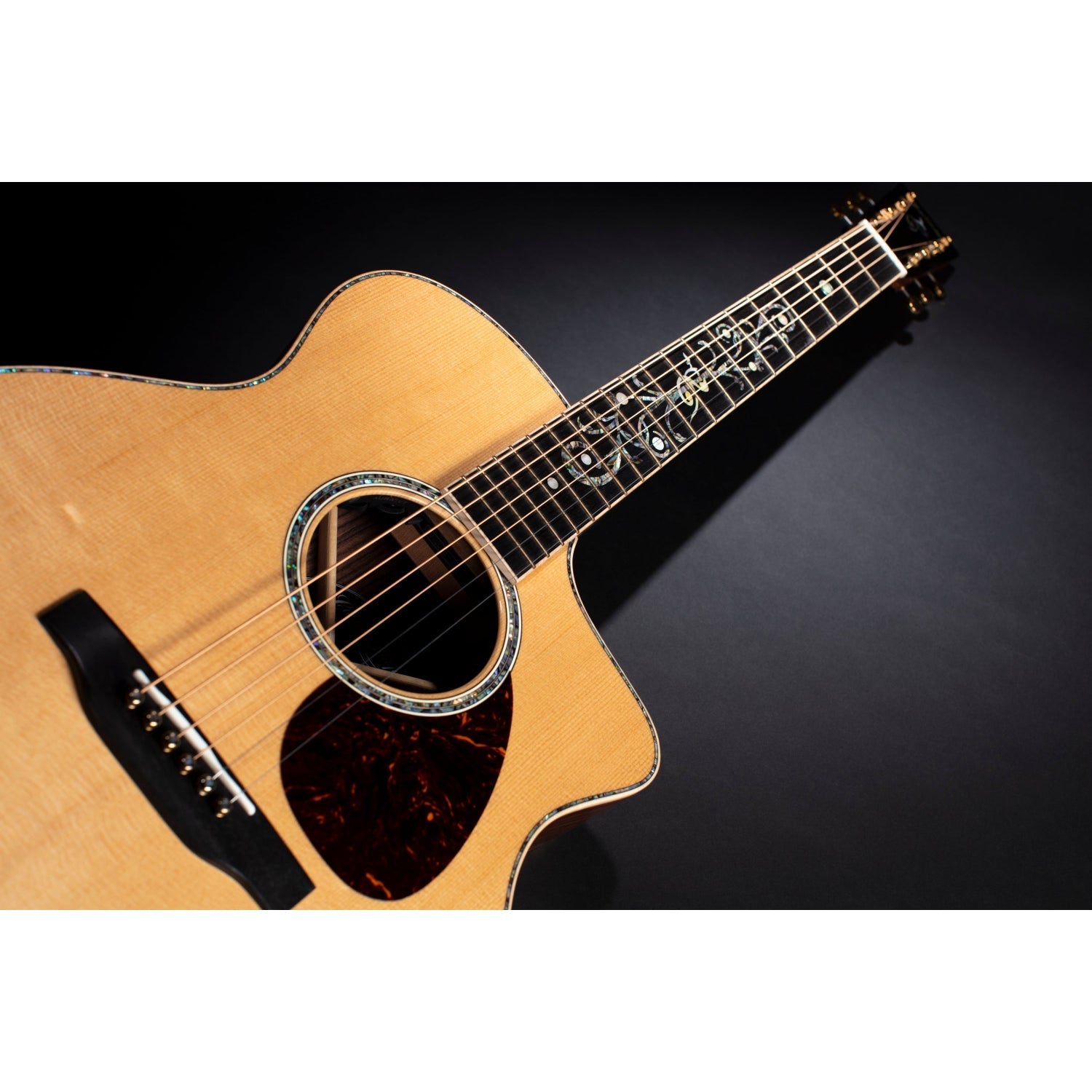 Đàn Guitar Acoustic Martin Custom Shop CS-SC-2022 w/Case-Mai Nguyên Music