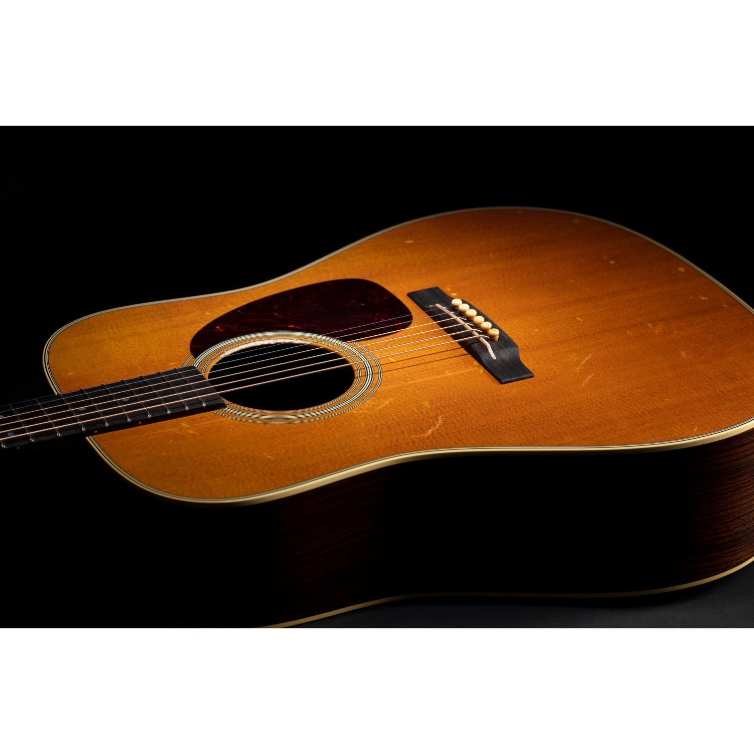 Đàn Guitar Acoustic Martin Custom Signature Edition D-28 Rich Robinson w/Case-Mai Nguyên Music