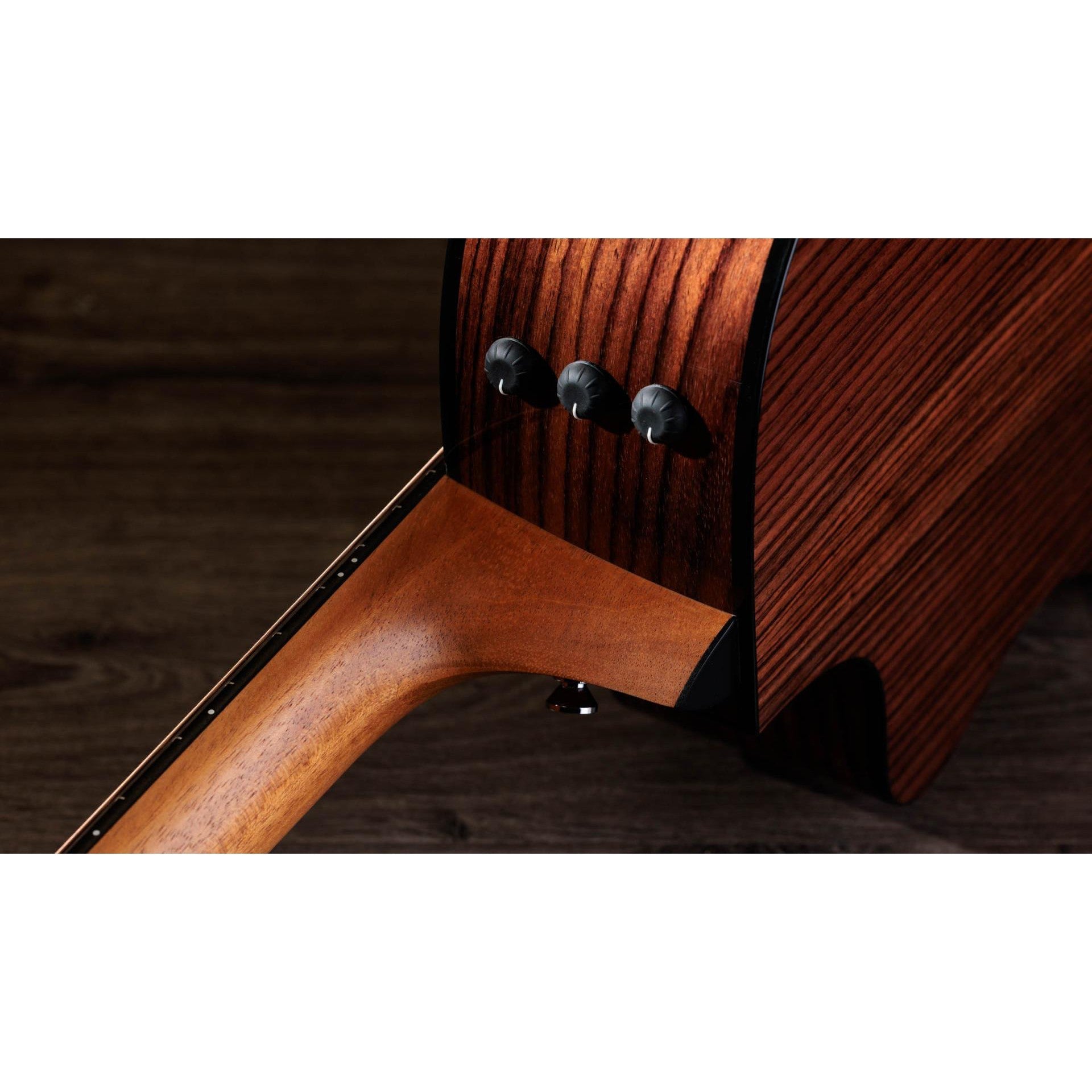 Đàn Guitar Acoustic Taylor 212ce Plus w/Softshell Case-Mai Nguyên Music