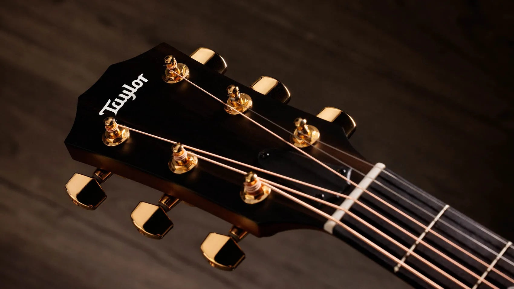 Đàn Guitar Acoustic Taylor 214ce-K DLX Special Edition - Honeyburst-Mai Nguyên Music