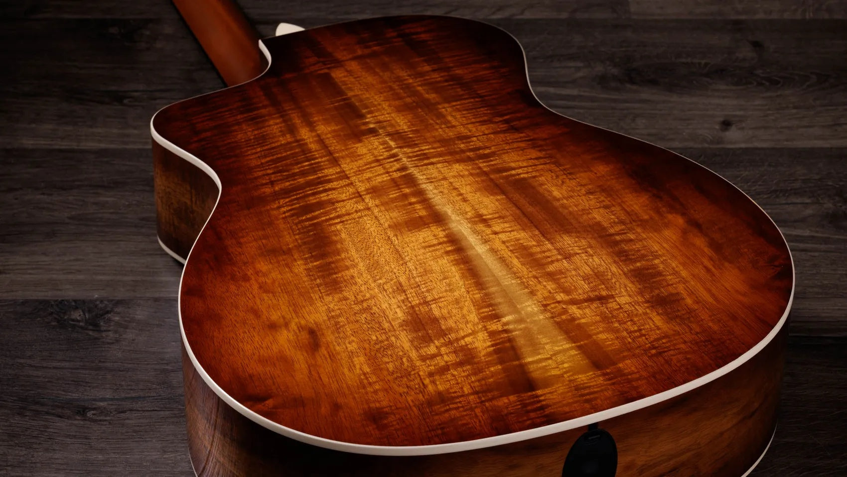 Đàn Guitar Acoustic Taylor 214ce-K DLX Special Edition - Honeyburst-Mai Nguyên Music