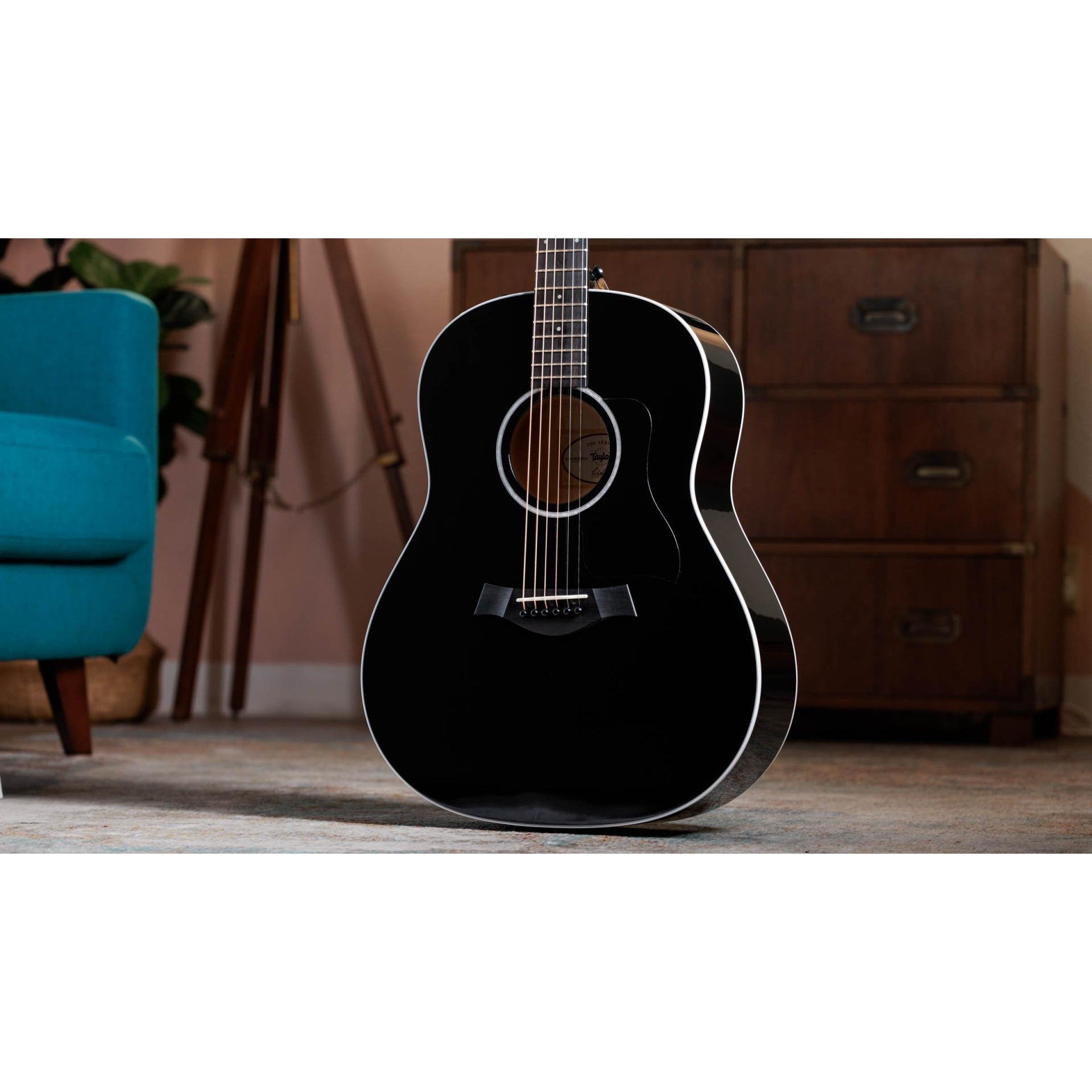 Đàn Guitar Acoustic Taylor 217e-BLK Plus-Mai Nguyên Music