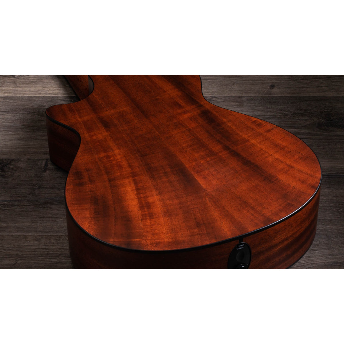 Đàn Guitar Acoustic Taylor 322ce w/Case-Mai Nguyên Music