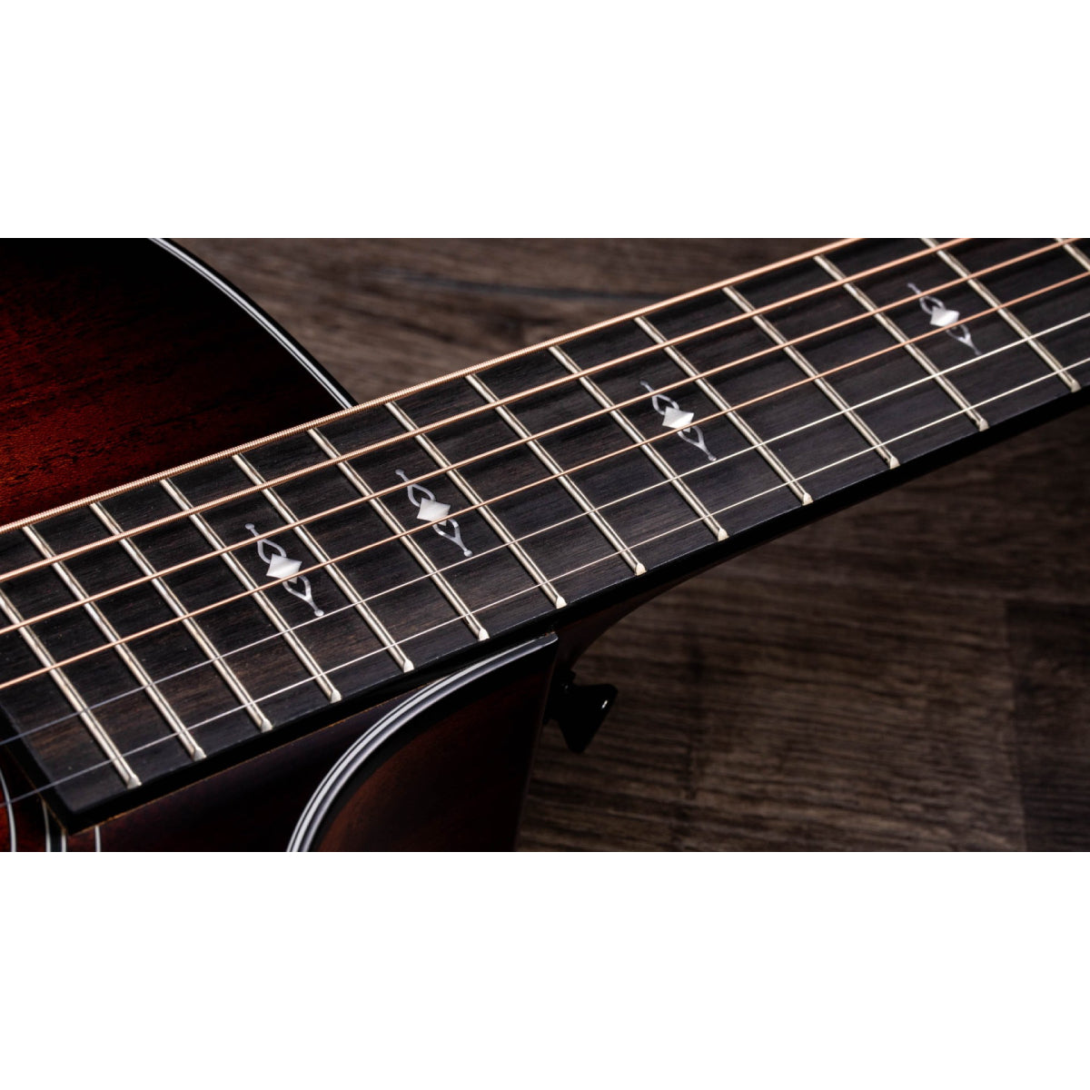 Đàn Guitar Acoustic Taylor 322ce w/Case-Mai Nguyên Music