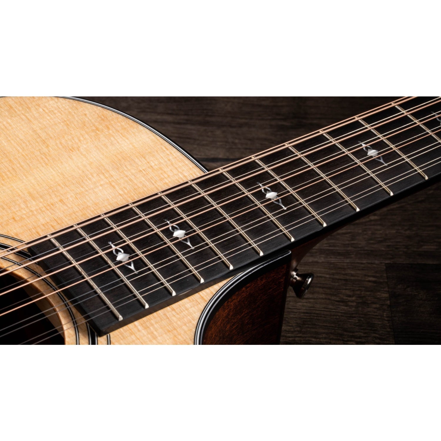 Đàn Guitar Acoustic Taylor 352ce w/Case-Mai Nguyên Music