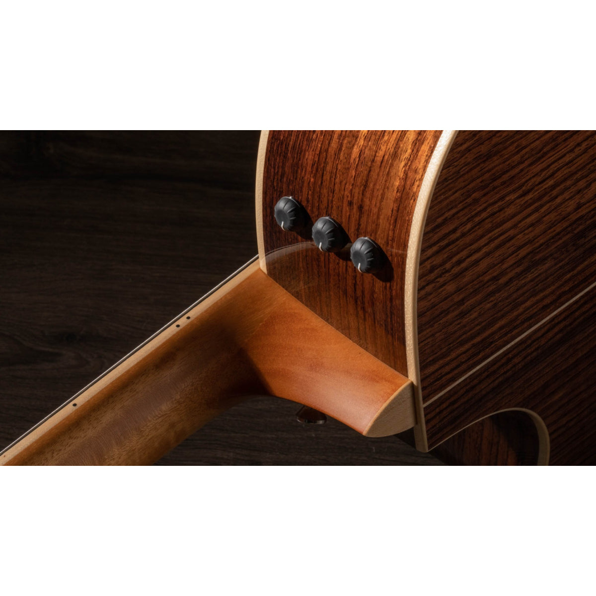 Đàn Guitar Acoustic Taylor 814ce-N w/Case-Mai Nguyên Music