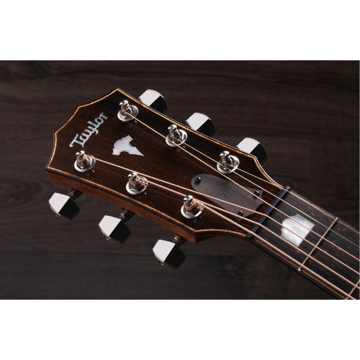 Đàn Guitar Acoustic Taylor 818e w/Case-Mai Nguyên Music