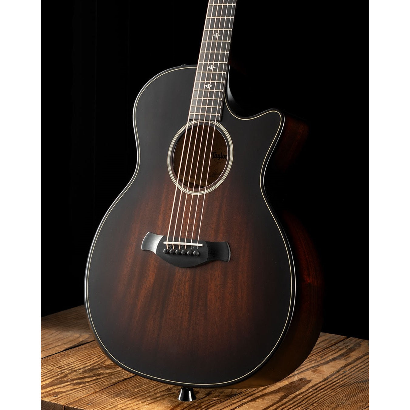 Đàn Guitar Acoustic Taylor Builder's Edition 324ce w/Hardshell Case-Mai Nguyên Music