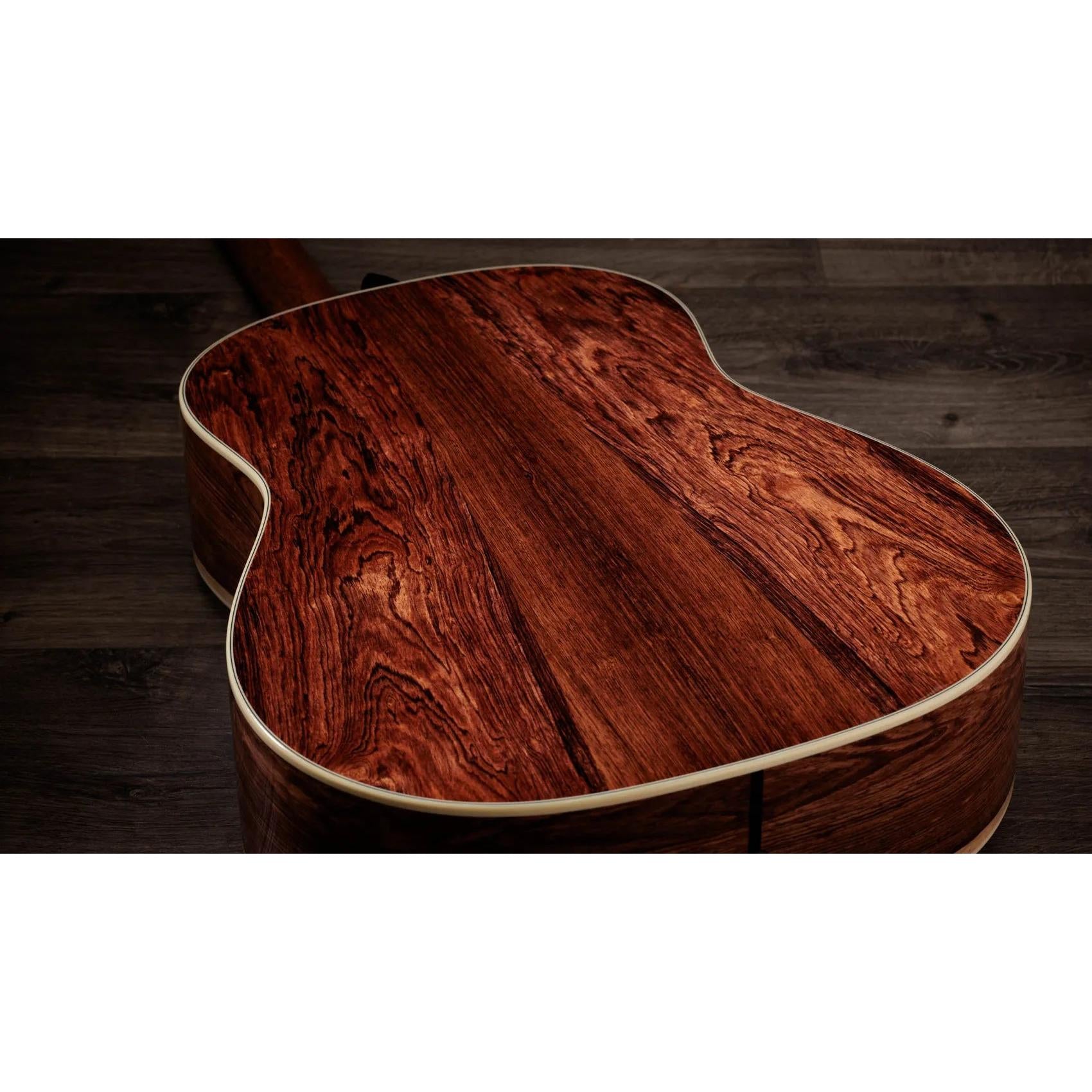 Đàn Guitar Acoustic Taylor Gold Label 817e-Mai Nguyên Music